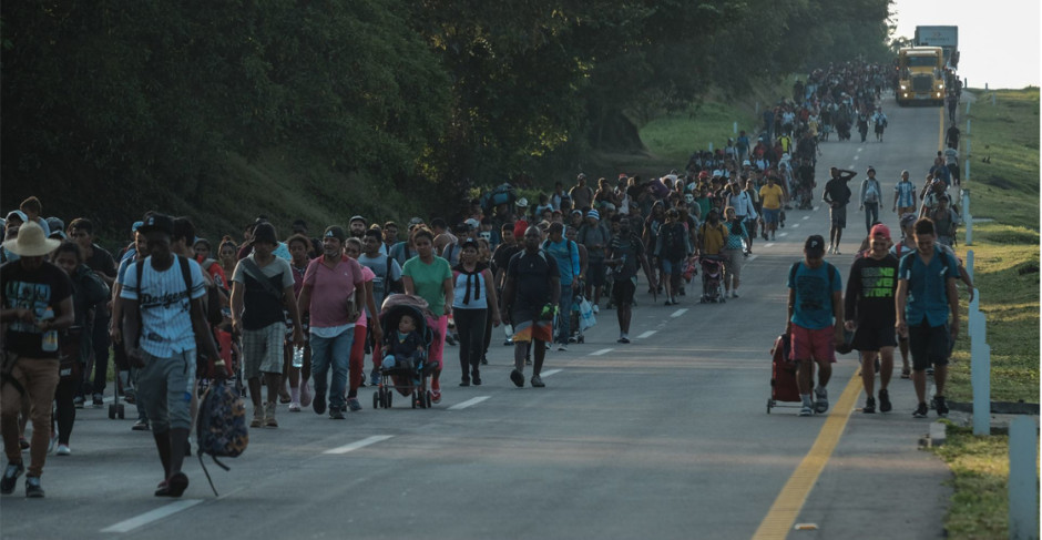 Intentaron pasar de contrabando a dos migrantes en ataúd en frontera México-EEUU