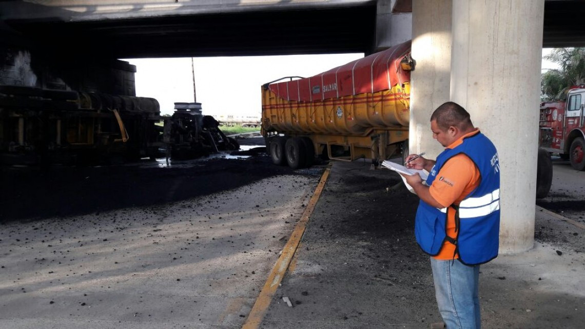 Urge a la API darle solución a la obra inconclusa de el puente el roto