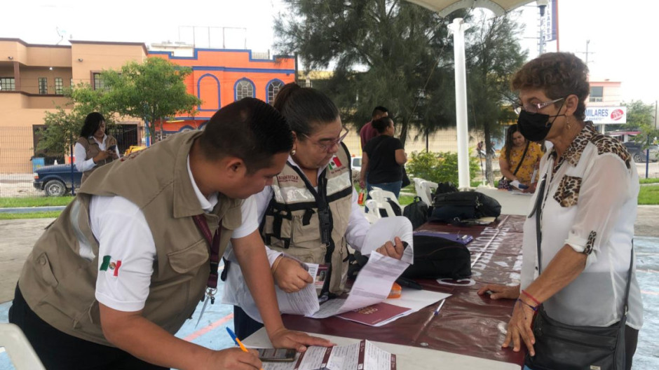 Entregan recursos federales a 50 escuelas para mejorar infraestructura