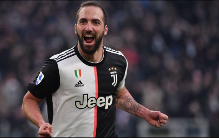 Firma Gonzalo Higuaín con el Inter de Miami de la MLS
