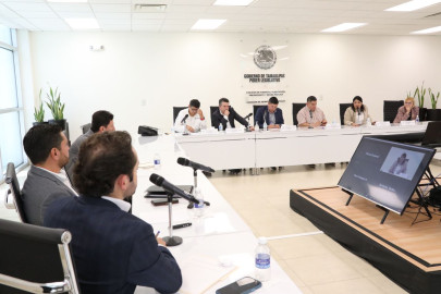 Presentan programas y servicios de Banobras a Comisiones del Congreso 