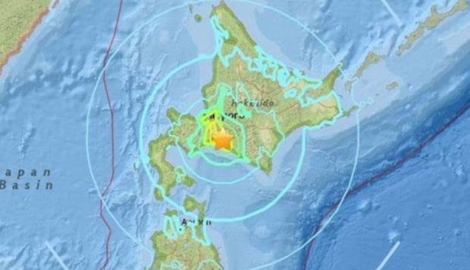 Sacude fuerte sismo la isla de Hokkaido