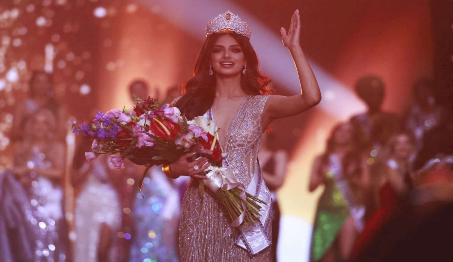 Harnaaz Sandhu, de India, es la nueva Miss Universo 