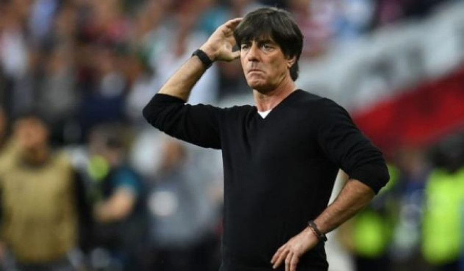Piden renuncia de Löw tras la derrota ante Macedonia