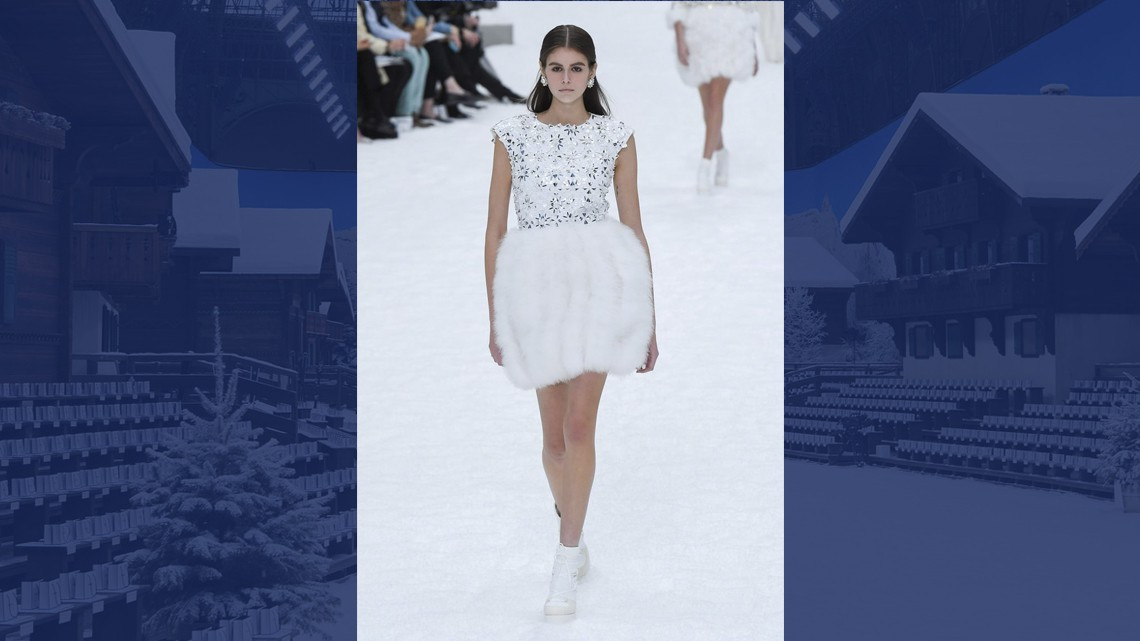 Chanel rinde homenaje a Karl Lagerfeld en su desfile