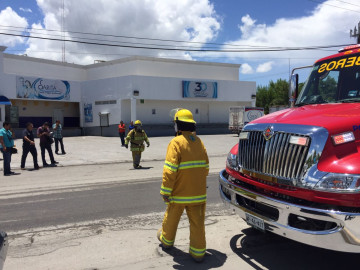 Presunta fuga de amoníaco moviliza a bomberos