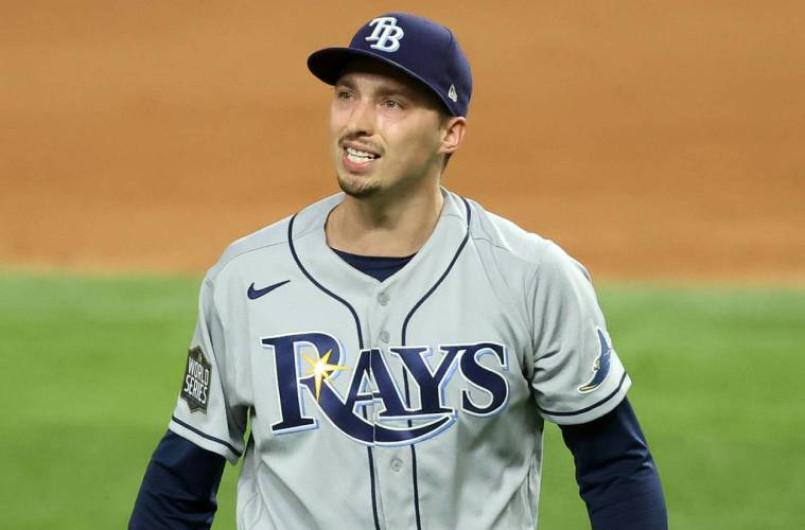 Blake Snell ficha por los Padres de San Diego