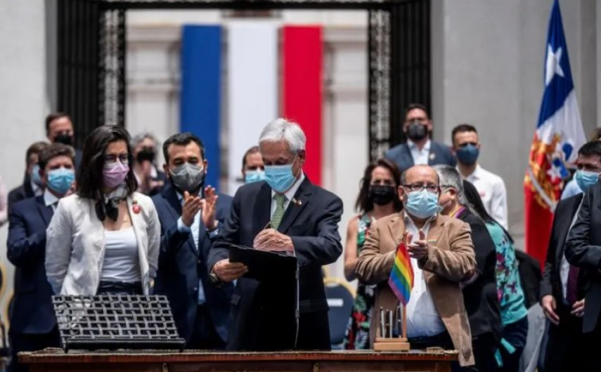 Chile promulga Ley de Matrimonio Igualitario 