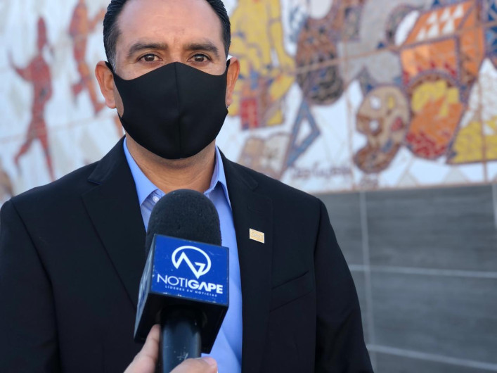 Pide SNTE vacunación a maestros antes de volver a las aula