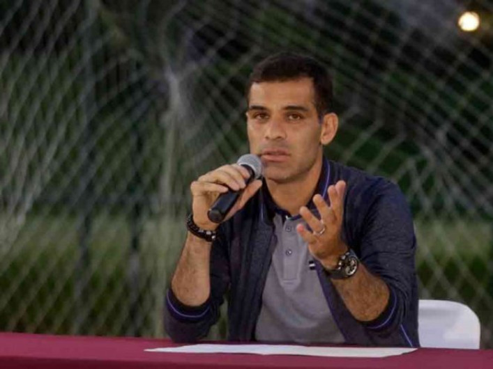 Juez habilita 2 cuentas bancarias de Rafa Márquez