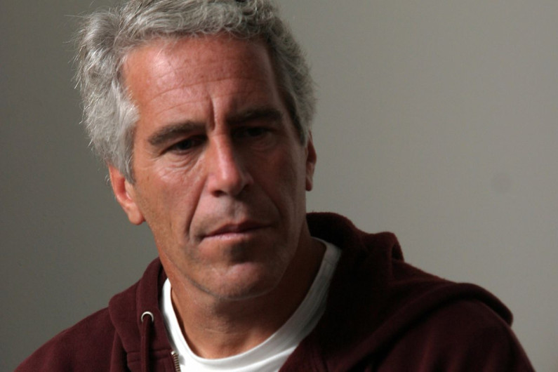Epstein es encontrado herido dentro de su celda