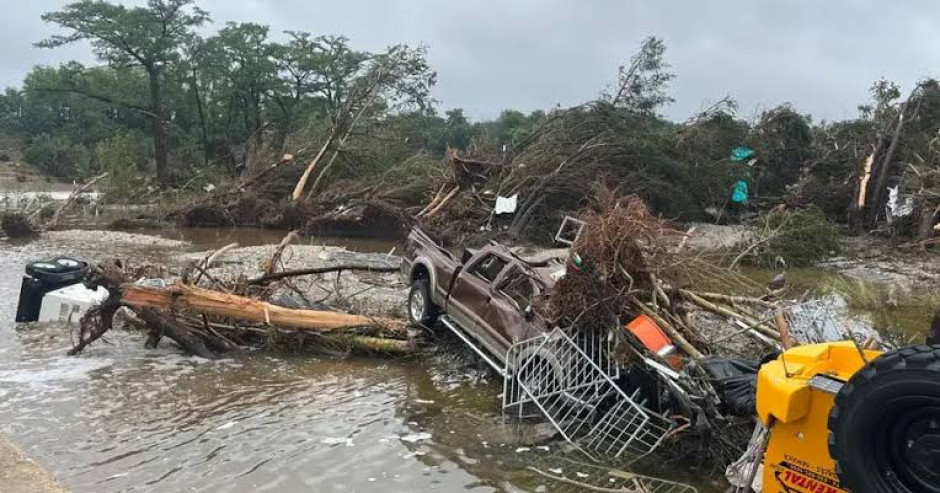 Aumenta cifra a 119 muertos por inundaciones en Texas; más de 170 personas continúan desaparecidas