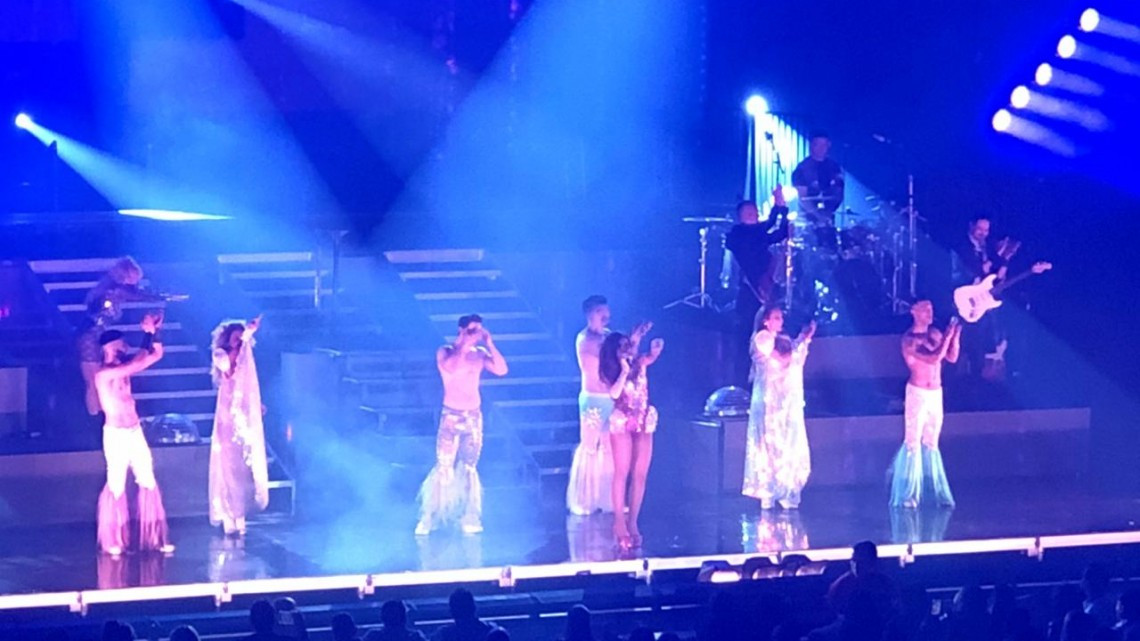 Gloria Trevi se convierte en 'Diosa de la noche' en el Payne Arena