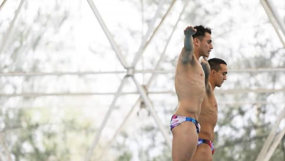 Clavadistas regios aseguran plazas olímpicas para Tokio