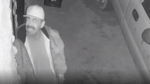 Autoridades de Edinburg buscan a sospechoso de robo a dos restaurantes