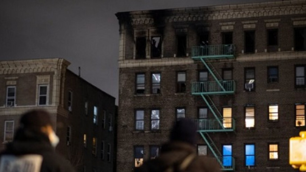 Mueren cuatro mujeres tras incendio en El Bronx, EU