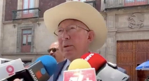 Se reúne AMLO con Ken Salazar