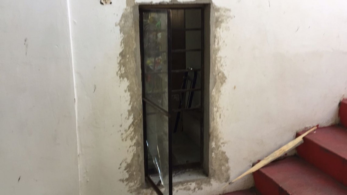 Ladrones roban tres negocios en zona centro de Madero