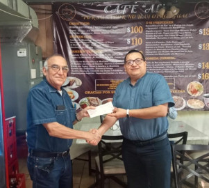 Entrega Legislatura 65 premio económico de la Medalla al Mérito "Luis García Arellano" 2020