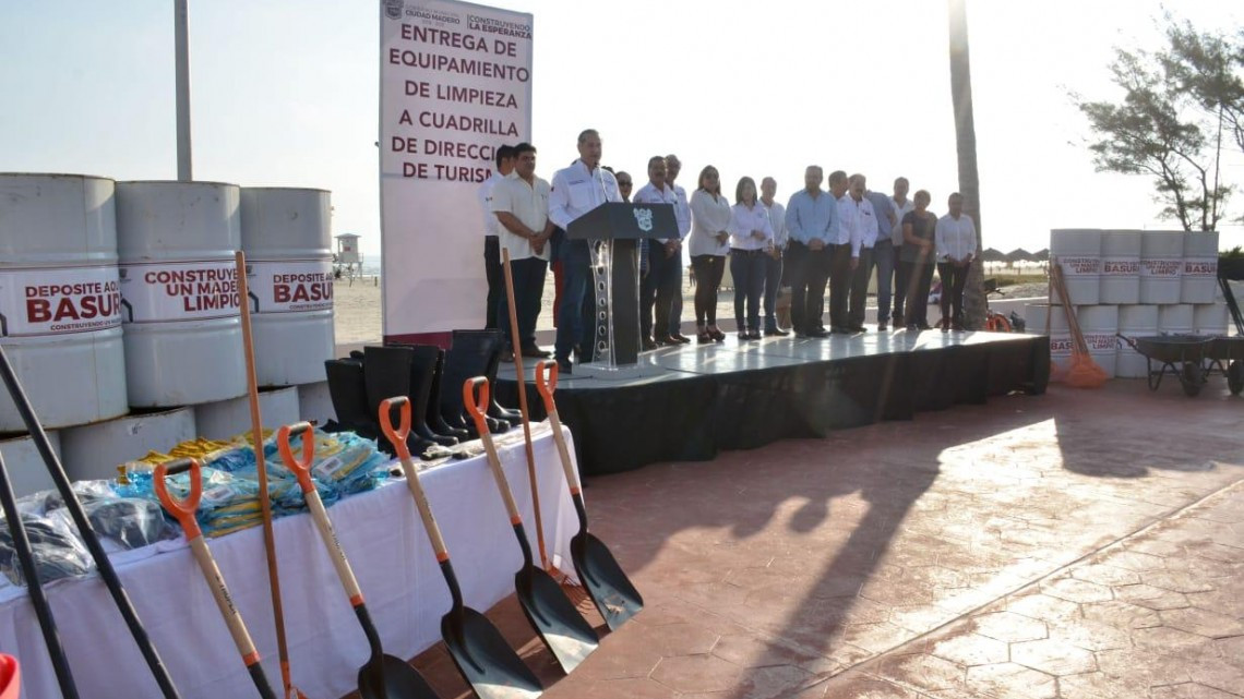 Dotan de equipamiento a cuadrillas de limpieza en Playa Miramar