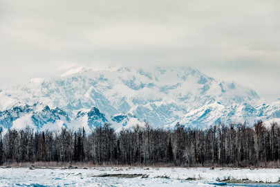 Donald Trump autoriza extracción de petróleo en Alaska 