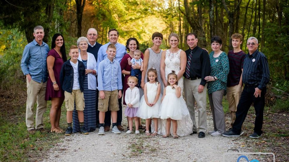 ¡Hermoso detalle! Mujer recuerda a su prometido muerto con sesión de fotos