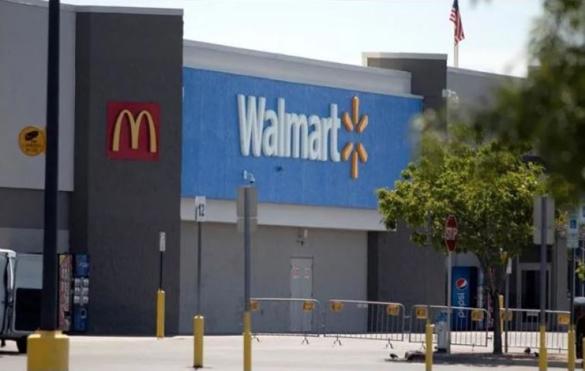 Walmart dejará de exigir uso obligatorio de cubrebocas en EU
