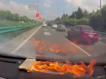 iPhone explota y se envuelve en llamas en tablero de automóvil