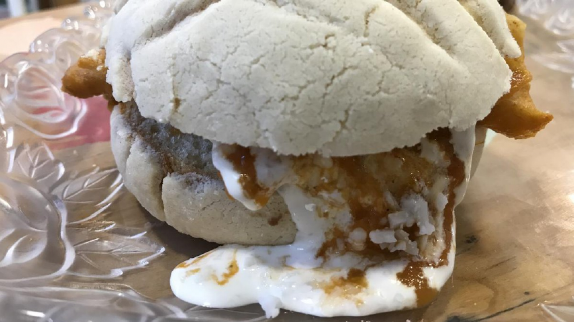 "Asu’Mecha", llega la ¡concha con chilaquiles!