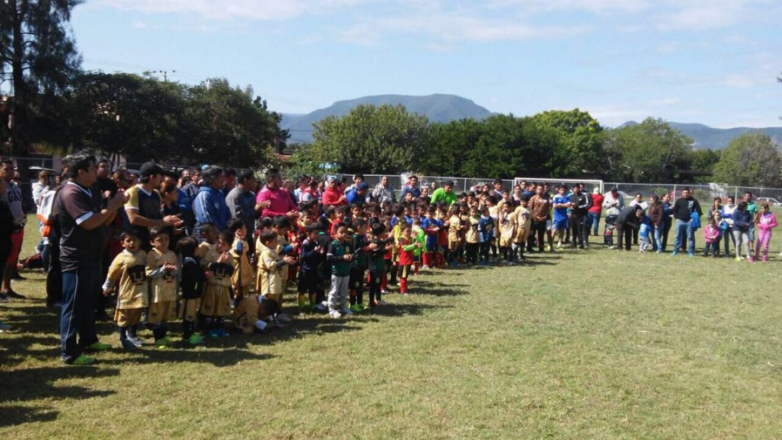 Inauguran torneo `Arriba la López´