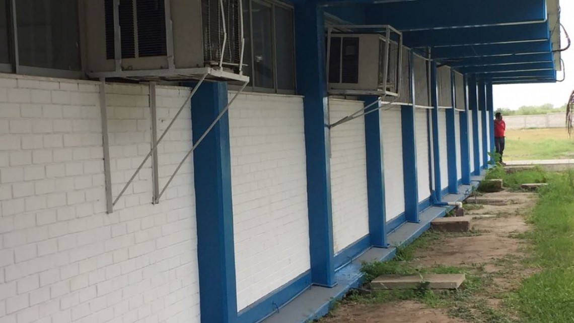 Escuelas con problemas en sistema eléctrico constante predominante