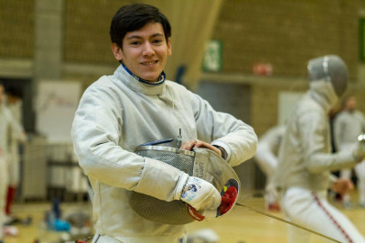 Se prepara esgrimista tamaulipeco para Copa del Mundo en Budapest 