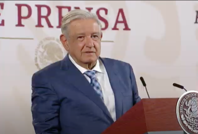 Piloto de helicóptero que cayó en CDMX maniobró para no caer en viviendas: AMLO