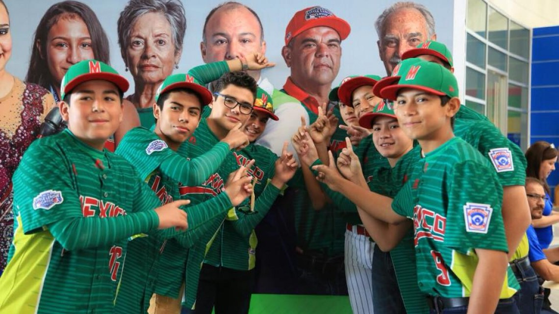 Entregan Premio Estatal del Deporte 2017