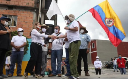 Retira EU a las FARC de su lista de organizaciones terroristas