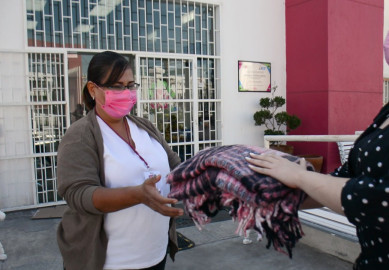 Anuncia Sistema DIF programa "Abrigando Corazones" en ayuda a familias en esta temporada invernal