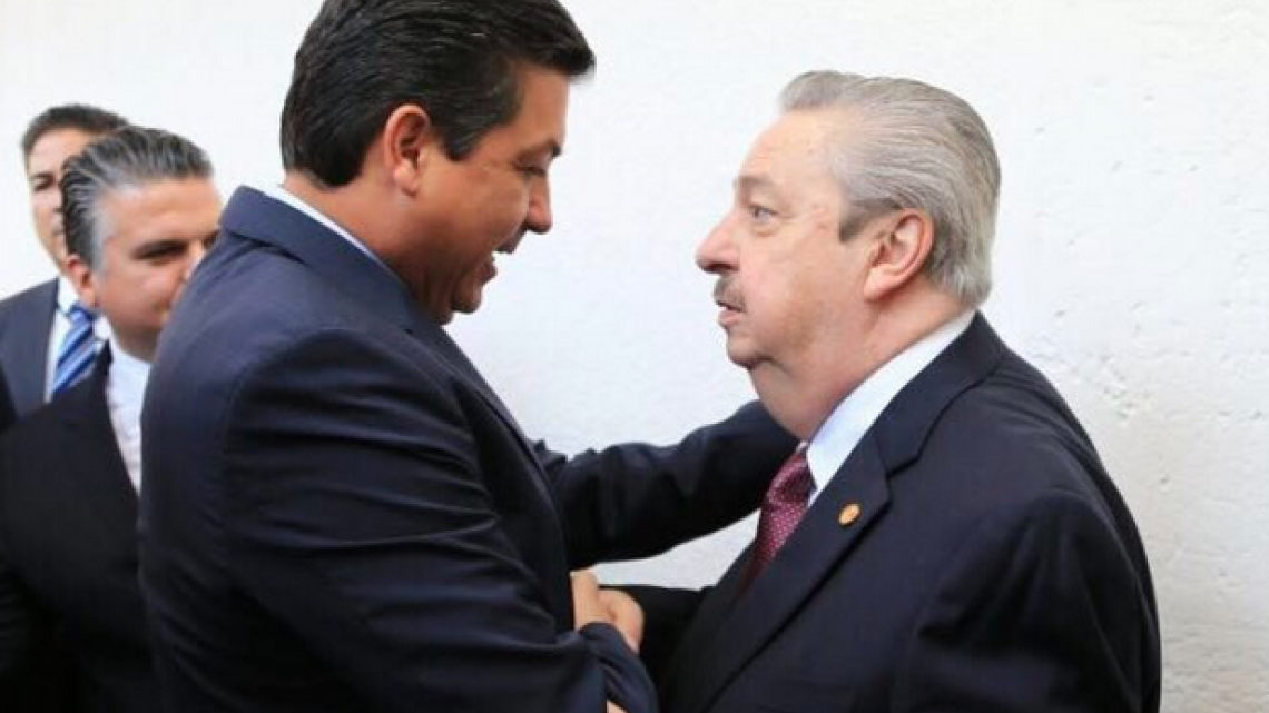 José Andrés Suárez Fernández toma protesta como Rector de la UAT