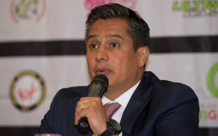Fernando Platas se lanza para dirigir la Federación Mexicana de Natación