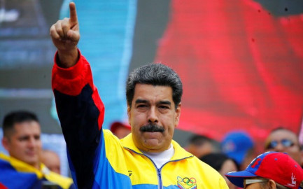 Maduro ordena ejercicios militares en la frontera con Colombia