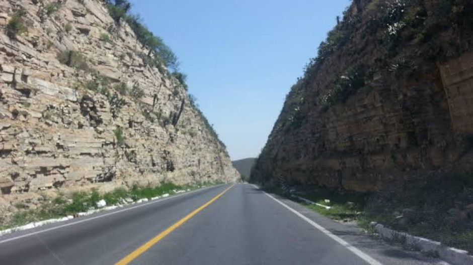  Alerta municipio de Nvo. Laredo a evitar la Carretera Nacional por deslave