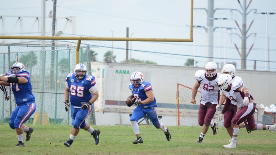 Se presenta en casa con triunfo