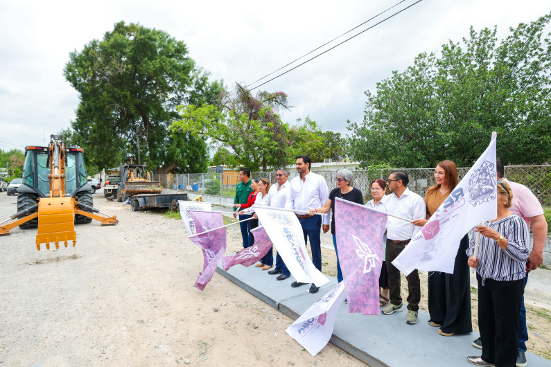 Invierte Gobierno de Carlos Peña Ortiz más de 5.8 MDP en colonia Del Maestro  