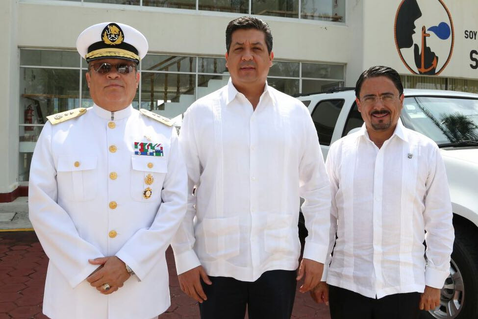 Andrés Zorrilla felicita a marinos por su día y su trabajo 