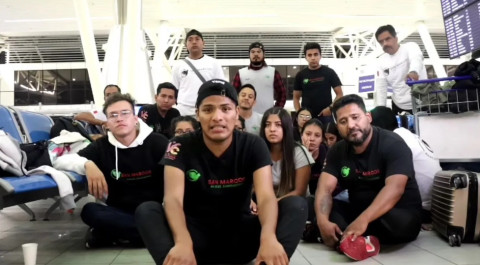 Bailarines mexicanos se encuentran varados en aeropuerto de Bulgaria tras abandono de la Federación de Artes