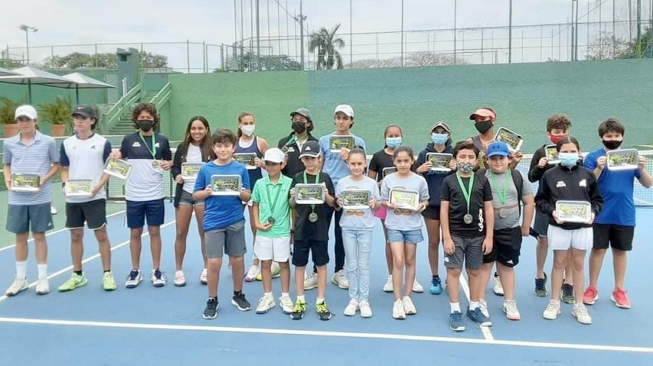 Tenistas de Nuevo Laredo consiguen su pase a Juegos de la CONADE 2021