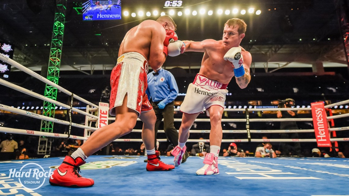 ¡KO de Canelo a Yildirim en 3 Rounds!