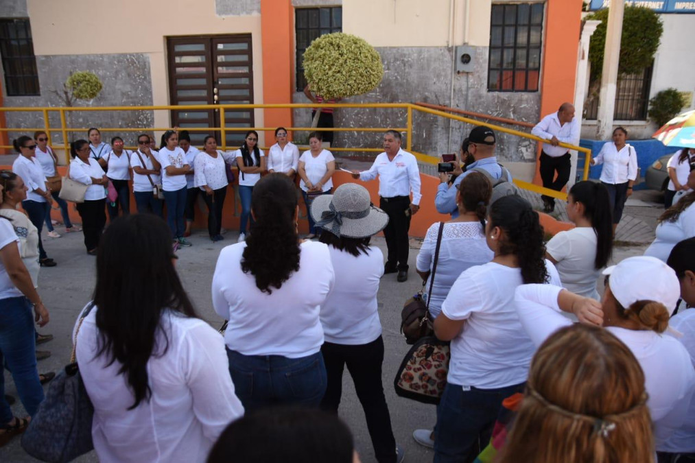 Si estamos vacunados todos los maestros de Matamoros: Noé Garza