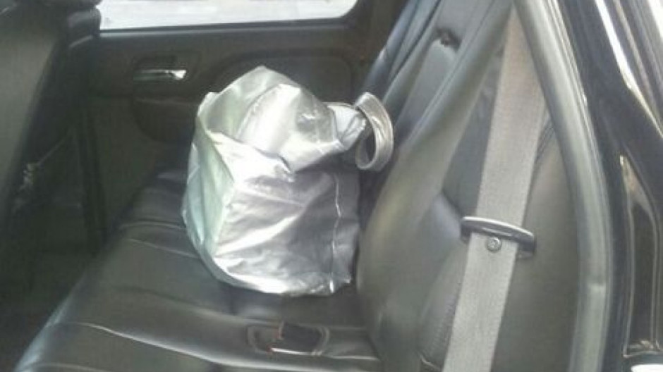 Detenidos; portaban 5 mdp en efectivo 