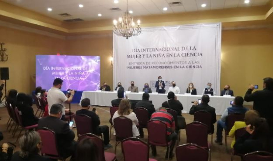 Entregan reconocimientos a 20 Mujeres y Niñas destacadas en la ciencia