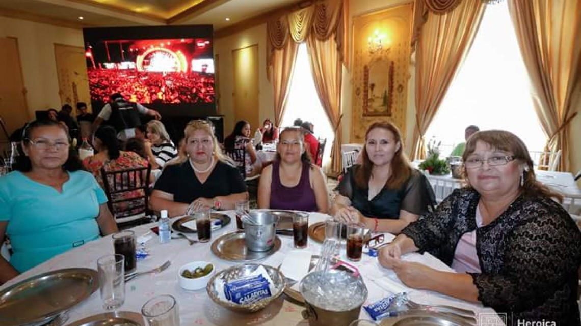 Celebran a madres del Ayuntamiento